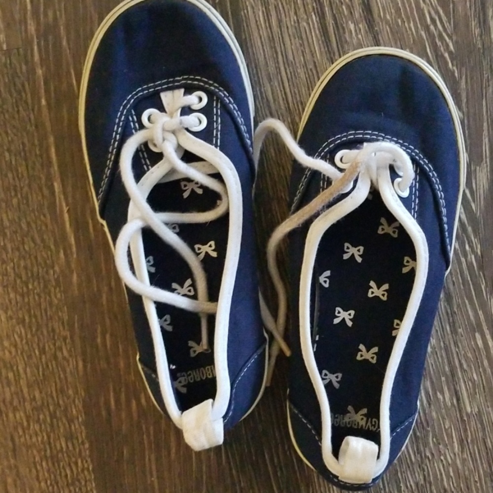 Gymboree deck shoe